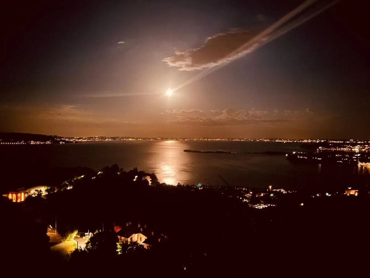 Dom wakacyjny Willa La Casa Di Nonna Patti E Andy Gardone Riviera
